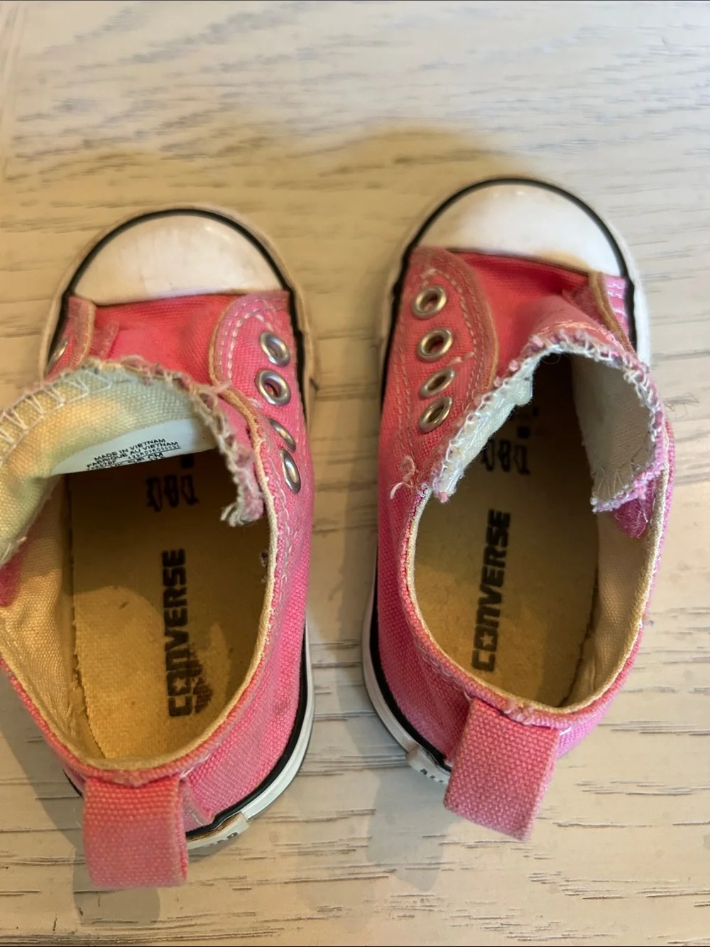 Converse canvas slip
